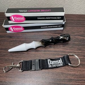 Damsel In Defense Breakaway lanyard & Kubaton Striking Tool Keychain Ombre black